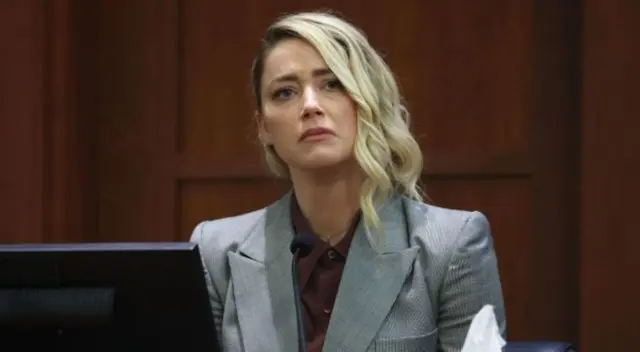 Amber Heard se pronuncia tras veredicto final contra Johnny Depp. Amber Heard se pronuncia tras veredicto final contra Johnny Depp.