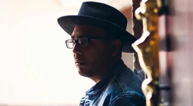 Jacobo Amaru presenta canción "Más que eso".