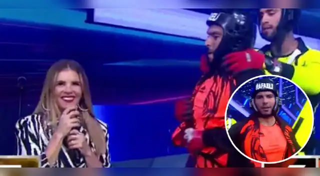 Rafael Cardozo encara a Johanna San Miguel.