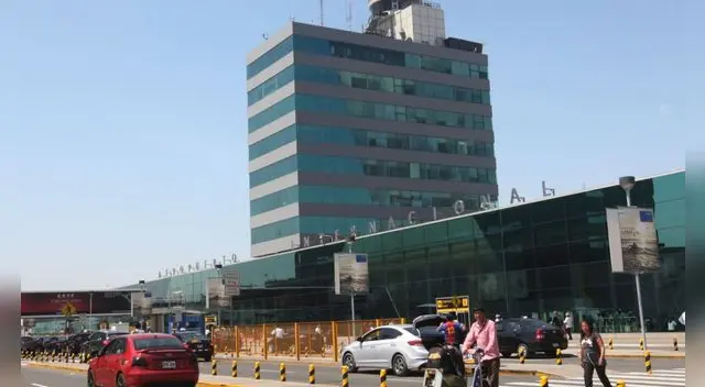 En total son 74 países que puedes viajar solo con el DNI. En total son 74 países que puedes viajar solo con el DNI.