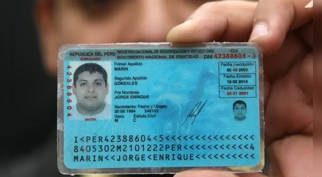 Todos deben renovar su DNI ya que es un documento imprescindible para realizar cualquier trámite.