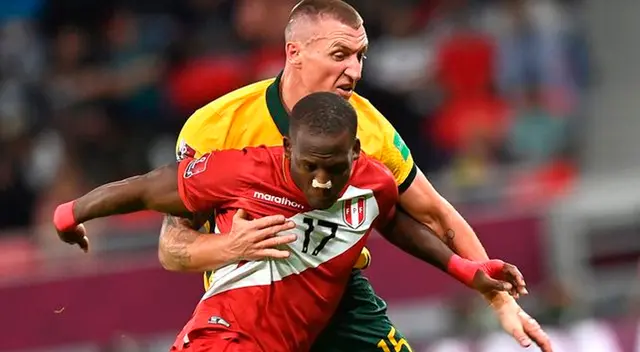Luis advíncula demostró su velocidad en la cancha. Luis advíncula demostró su velocidad en la cancha.