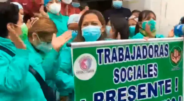 Piden la renuncia del director del nosocomio y un pronunciamiento del Minsa. Piden la renuncia del director del nosocomio y un pronunciamiento del Minsa.