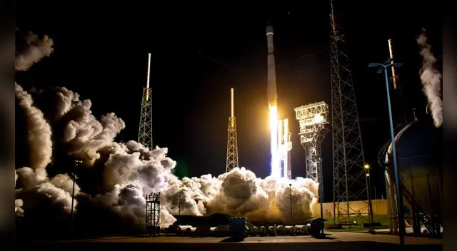 Lucy, bautizada así en commemoración de la homínida más antigua de nuestra especie, viajará a los asteroides troyanos que orbitan junto a Júpiter. Foto: NASA Lucy, bautizada así en commemoración de la homínida más antigua de nuestra especie, viajará a los asteroides troyanos que orbitan junto a Júpiter. Foto: NASA