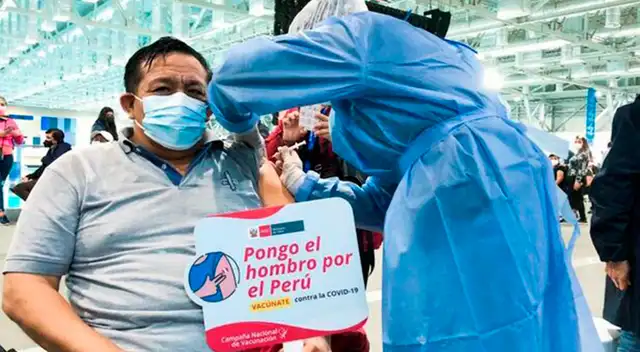 COVID-19: Minsa anuncia que mayores de 40 años ya se pueden aplicar la cuarta dosis de la vacuna COVID-19: Minsa anuncia que mayores de 40 años ya se pueden aplicar la cuarta dosis de la vacuna