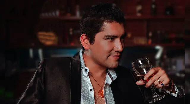 Intérprete norteño no se duerme en sus laureles y anuncia nuevo éxito musical. Intérprete norteño no se duerme en sus laureles y anuncia nuevo éxito musical.