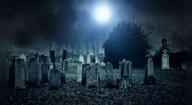 Soñar con cementerio es casi una pesadilla para quien lo experimenta.