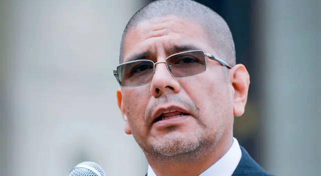 Congreso: presentan moción de censura del ministro del Interior, Dimitri Senmache, por fuga de Juan Silva Congreso: presentan moción de censura del ministro del Interior, Dimitri Senmache, por fuga de Juan Silva