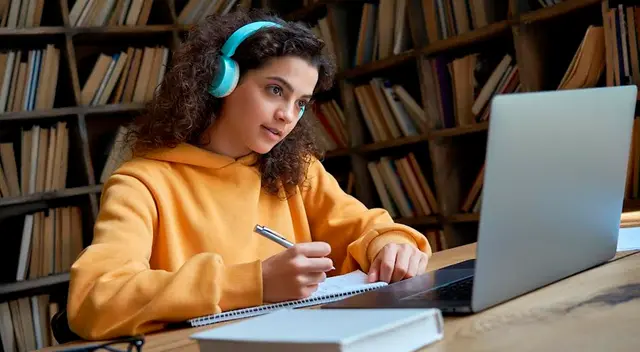 Conoce en esta nota 5 consejos para elegir una carrera profesional  adecuada.