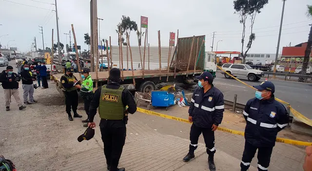 Joven ambulante venezolana muere tras ser embestida por tráiler Joven ambulante venezolana muere tras ser embestida por tráiler
