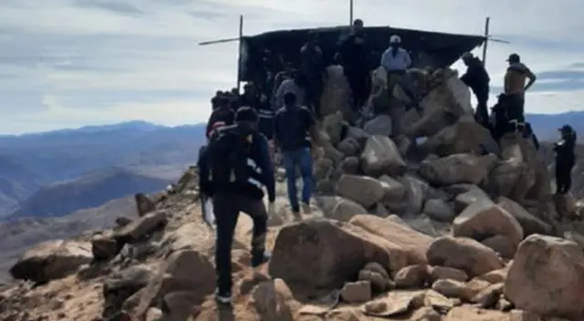 Mineros atrapados en socavón de Calpa Renace