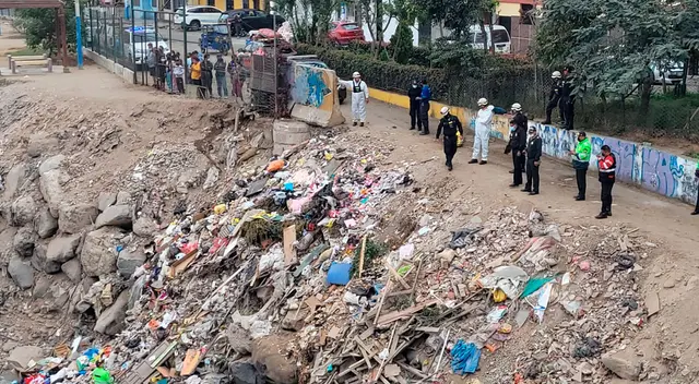 Escuadrón de emergencia de la Policía Nacional retiraron el cuerpo de la orilla. Escuadrón de emergencia de la Policía Nacional retiraron el cuerpo de la orilla.