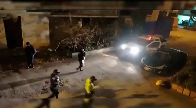 SMP: Delincuentes dejan falso explosivo en puerta de vivienda [VIDEO]