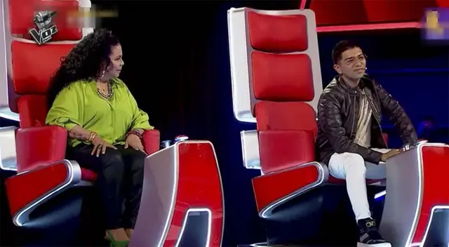 Eva Ayllón y Christian Yaipén viven tenso momento en La Voz Perú. Eva Ayllón y Christian Yaipén viven tenso momento en La Voz Perú.