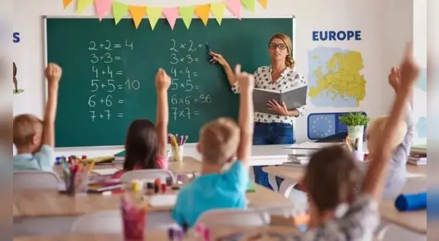Mañana se celebra el Día del Maestro en Perú.