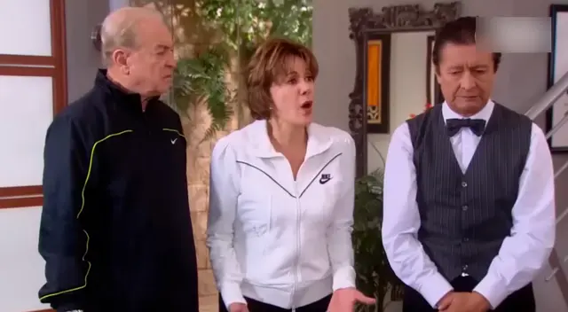 La tercera temporada de Al fondo hay sitio se estrenó en el 2011. La tercera temporada de Al fondo hay sitio se estrenó en el 2011.