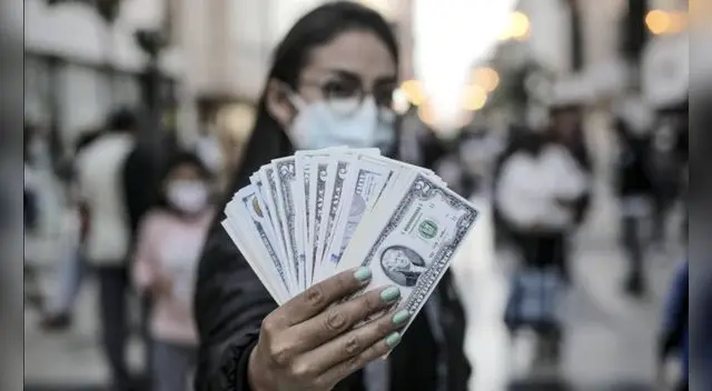 Precio del dólar hoy, lunes 11 de julio de 2022 en los bancos y el mercado paralelo. Foto: John Reyes/La República