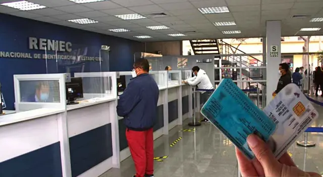 El cambio de firma y foto del DNI sí es posible, según RENIEC. Aquí los detalles.