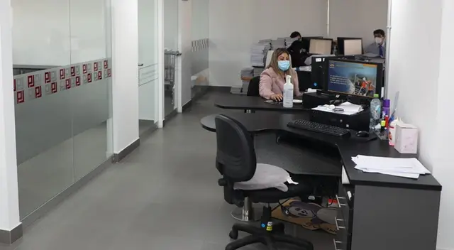 Los Juzgados laborales de la Corte de Lima funcionan en la esquina del jirón Lampa con el jirón Huallaga en el Cercado de Lima