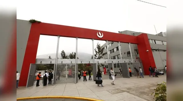 Joven fue agredida verbalmente por un grupo de estudiantes de la UPC.