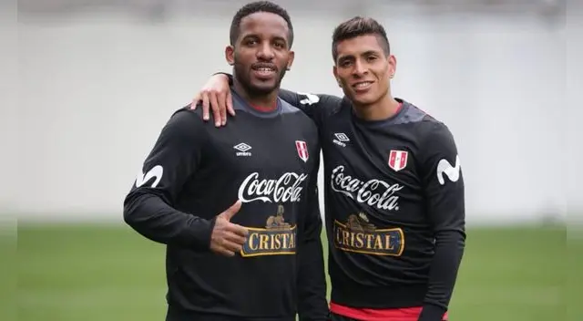 Ambos jugadores de Alianza Lima protagonizaron un choque explosivo. Ambos jugadores de Alianza Lima protagonizaron un choque explosivo.