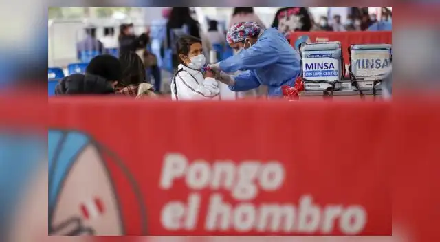 Cerca de 100 mil personas se han vacunado con la cuarta dosis.