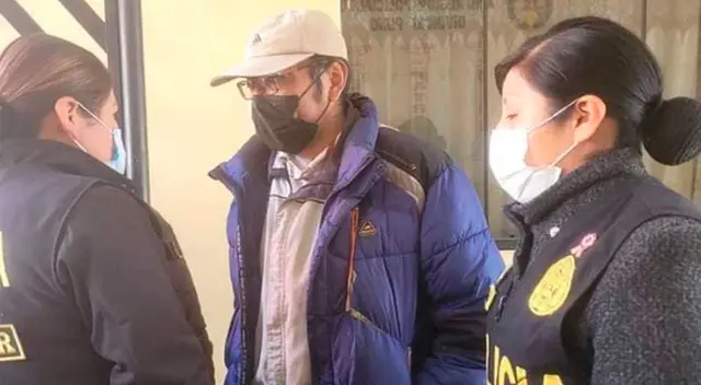 Postulante fue trasladado a las instalaciones del complejo policial Santa Rosa Puno. Postulante fue trasladado a las instalaciones del complejo policial Santa Rosa Puno.