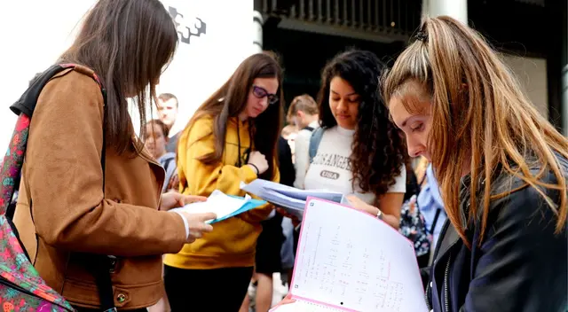 La Universidad Federico Villareal no esta contemplada ya que realizó en mayo su examen de admisión. La Universidad Federico Villareal no esta contemplada ya que realizó en mayo su examen de admisión.