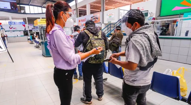 Sigue cumpliendo los protocolos sanitarios si vas viajar por motivos patrios. Sigue cumpliendo los protocolos sanitarios si vas viajar por motivos patrios.