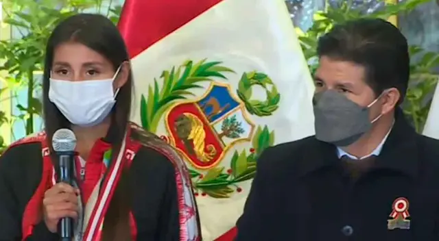 Kimberly García recibió el máximo reconcomiendo deportivo: los laureles del Perú, Kimberly García recibió el máximo reconcomiendo deportivo: los laureles del Perú,