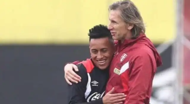 Christian Cueva, volante de la selección peruana, llamó la atención en las redes sociales. Christian Cueva, volante de la selección peruana, llamó la atención en las redes sociales.