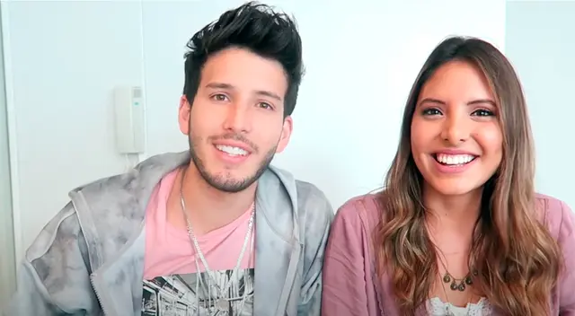 Sebastián Yatra prueba golosinas peruanas con Valeria Basurco