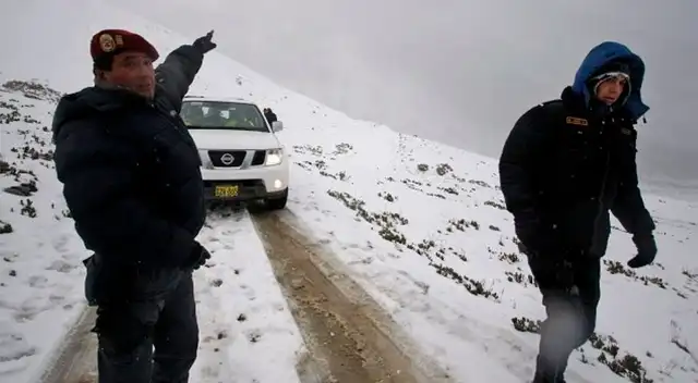 Unidad de rescate informó que la mujer fue trasladada de urgencia a un establecimiento de salud cercano. Unidad de rescate informó que la mujer fue trasladada de urgencia a un establecimiento de salud cercano.