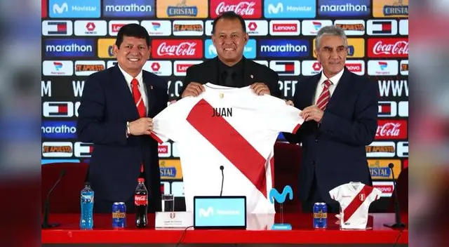Juan Reynoso fue presentado como nuevo director ténico de la Selección Peruana.