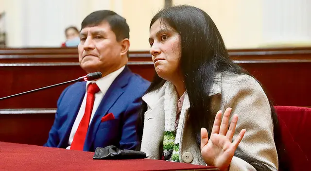 Yenifer Paredes está como no habida. Yenifer Paredes está como no habida.