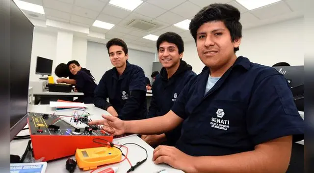 La currícula del programa Adelanta tu carrera consta de cursos de estudios generales de Senati. Foto: Senati La currícula del programa Adelanta tu carrera consta de cursos de estudios generales de Senati. Foto: Senati