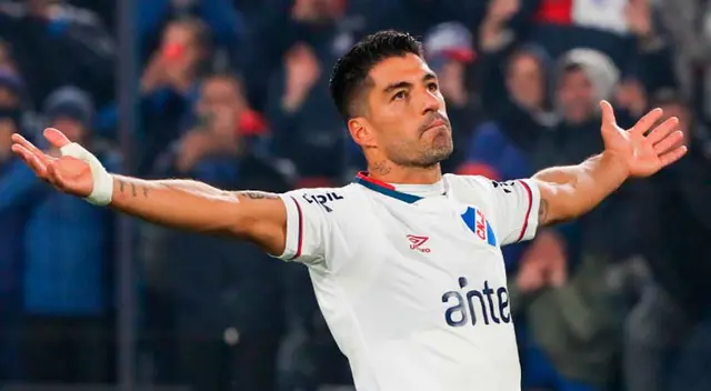 Luis Suárez sufre, pero un peruano goza con tremendo billete que se llevó. Luis Suárez sufre, pero un peruano goza con tremendo billete que se llevó.