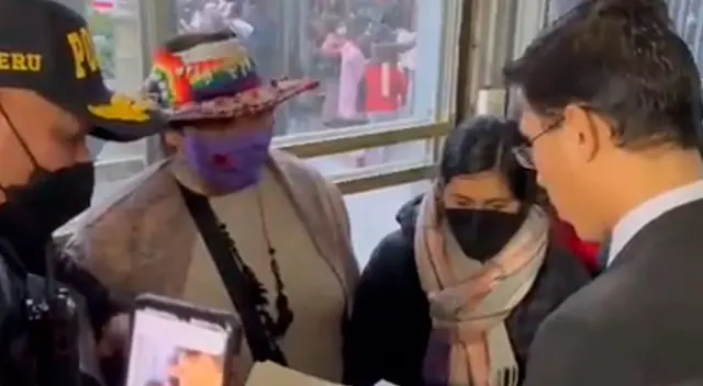 Yenifer Paredes se entregó a la fiscalía luego de estar como no habida.