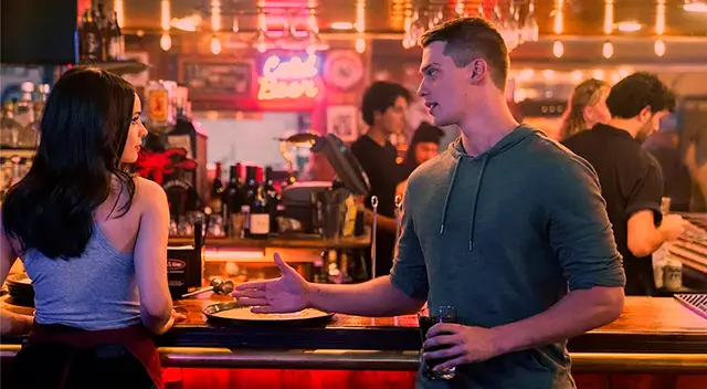 Purple Hearts el significado oculto de la nueva película de amor en Netflix