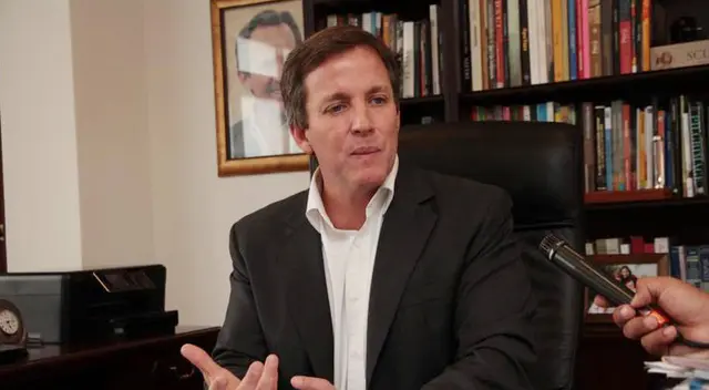 Francis Allison sigue en carrera municipal. Francis Allison sigue en carrera municipal.