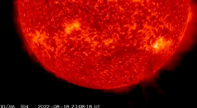 El momento en que la mancha solar expulsó más erupciones solares.
