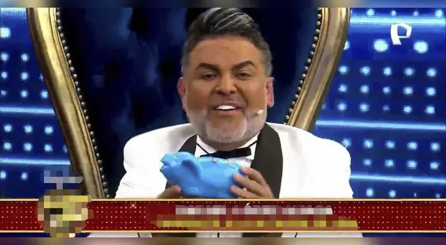 Andrés Hurtado emocionado por regalo de niños de SJL.