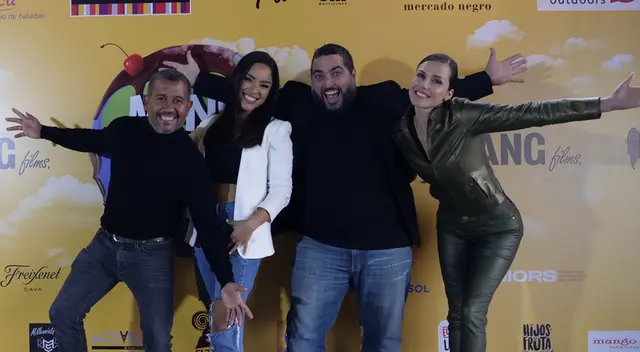 Daniela Feijoó junto a Miguel Vargas y Maju Mantilla.