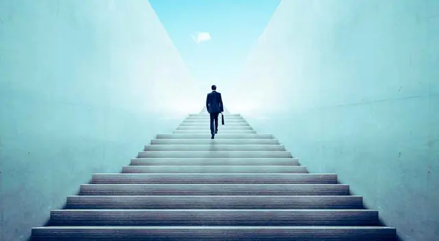 Conoce las diferentes interpretaciones de soñar con escaleras.