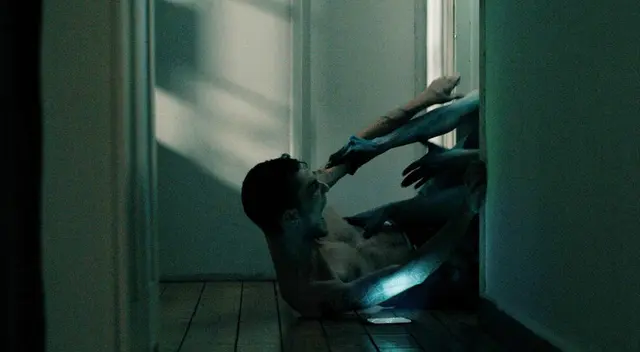 Descarga Siniestra se estrena el jueves 1 de setiembre en las salas del país.