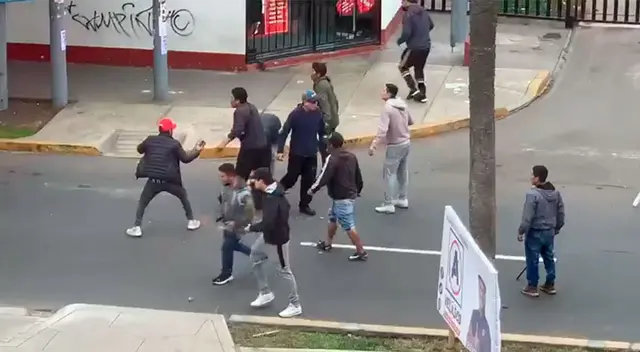 Sujetos alarmaron a los usuarios del Metropolitano y a los vecinos de Chorrillos.