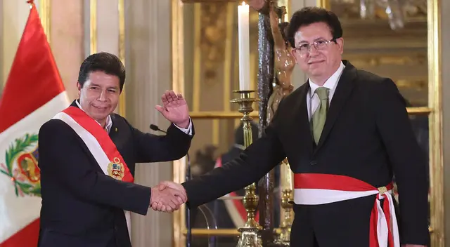 Miguel Rodríguez Mackay es denunciado por traición a la patria Miguel Rodríguez Mackay es denunciado por traición a la patria