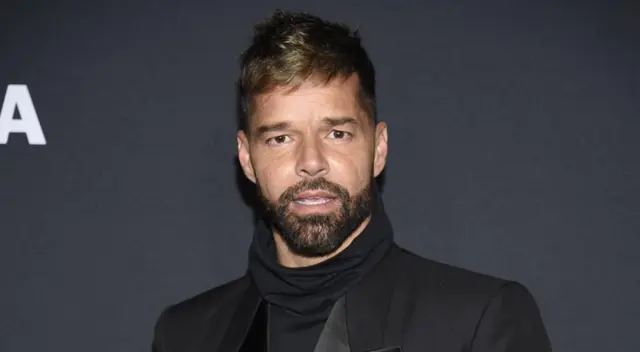 Abogado de Ricky Martin se pronuncia ante nueva denuncia de agresión sexual.