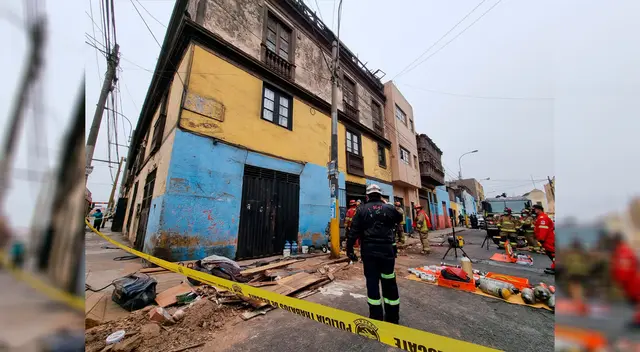 Vivienda de tres colores cuyo interior se derrumbó Vivienda de tres colores cuyo interior se derrumbó