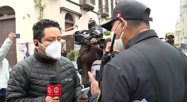 El policía le gritó en todo momento al periodista que le refutaba su accionar. El policía le gritó en todo momento al periodista que le refutaba su accionar.